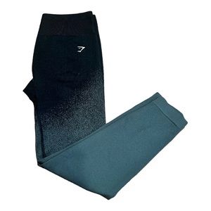 GYMSHARK Adapt Ombre Grey/Black- Measures size Small.